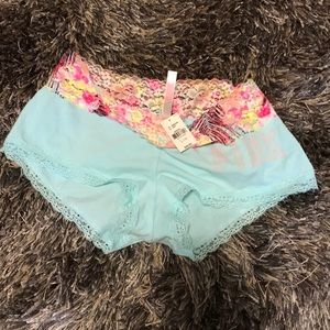 PINK low rise boyshort panty : Large